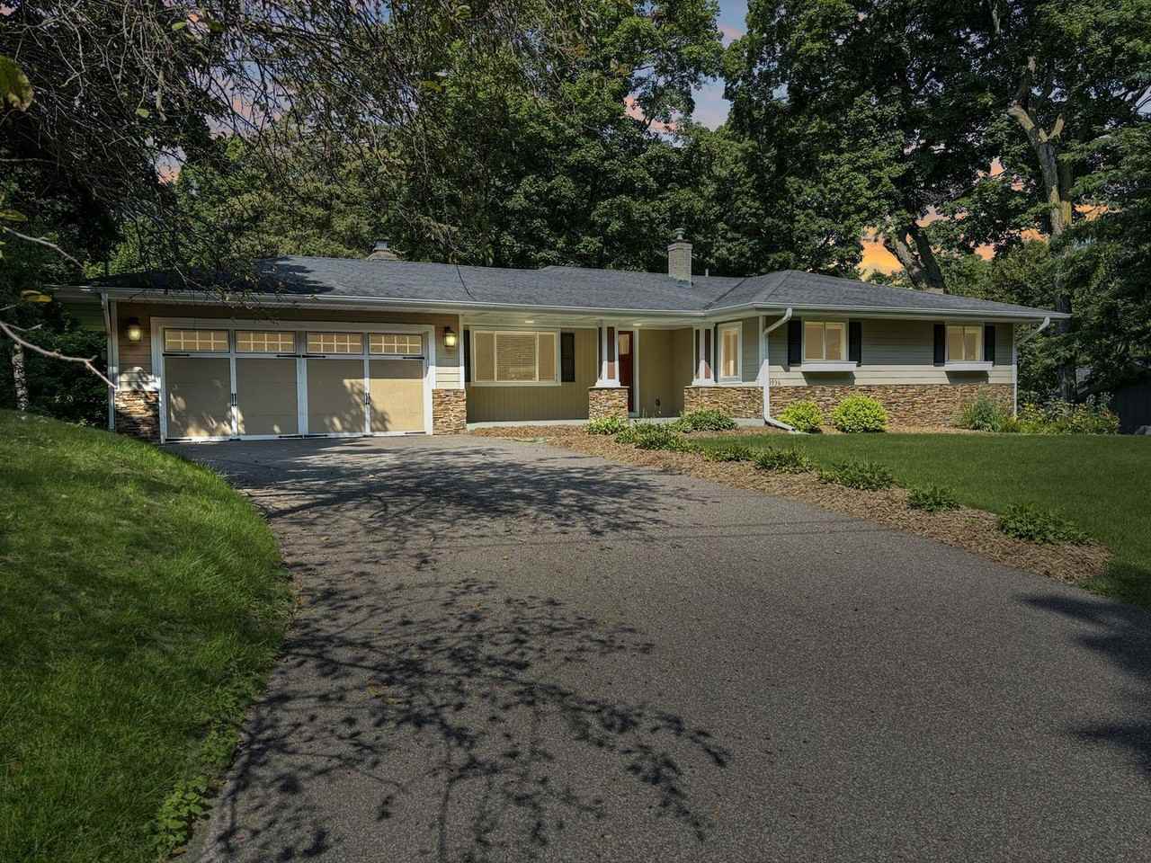 3936 Avondale St - Photo 2 of 34