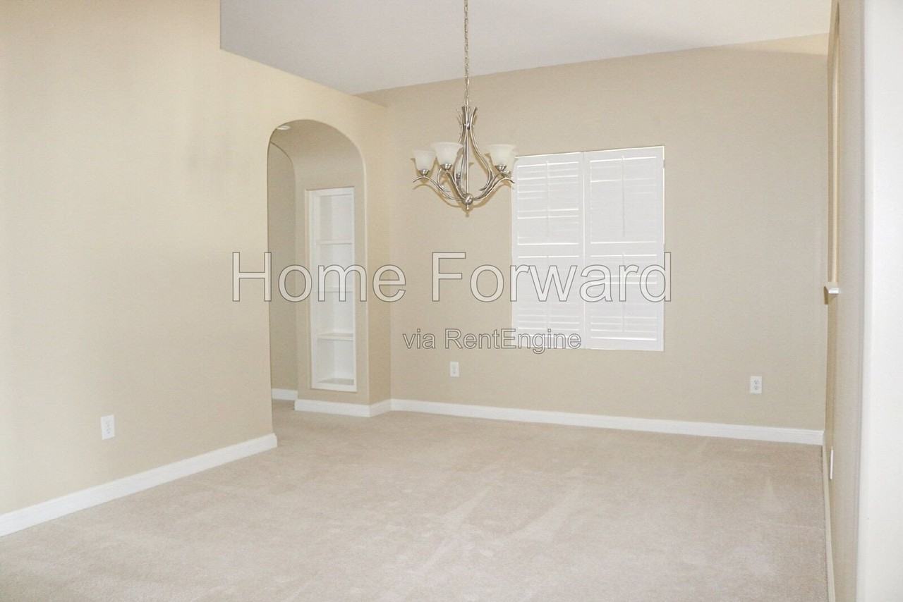 341 Hays Blvd - Photo 4 of 26
