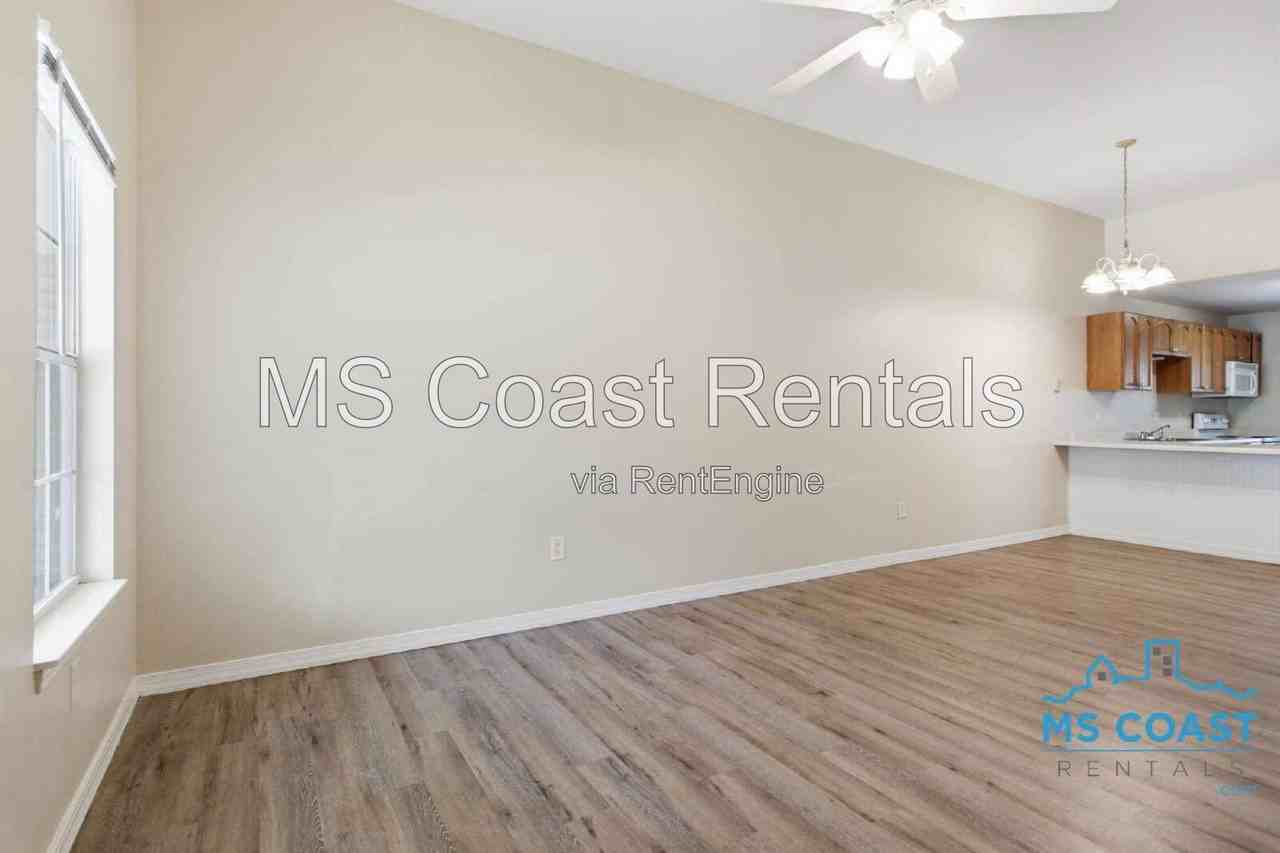 15116 Deer Creek Dr #B - Photo 4 of 23