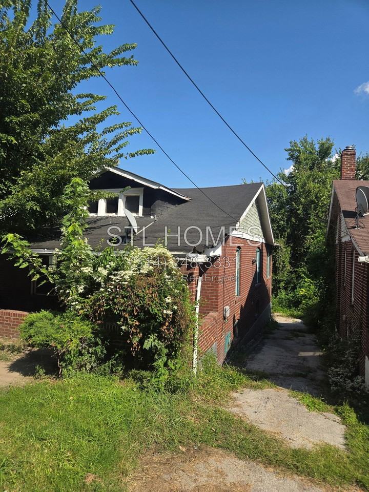 614 Fremont Ave - Photo 4 of 50