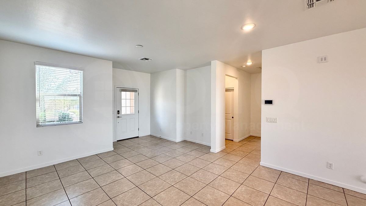 40352 W Jenna Ln - Photo 7 of 22