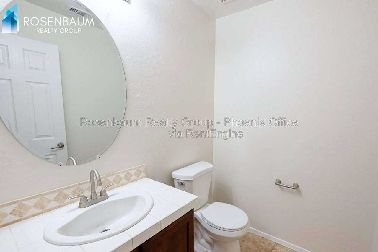 1739 N St Francis Pl - Photo 7 of 14