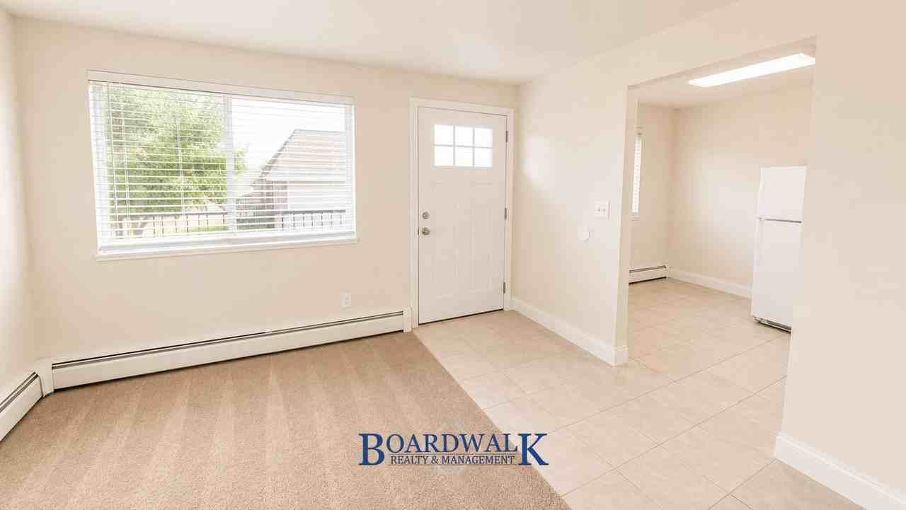 675 E 5th Ave #6 - Photo 3 of 14