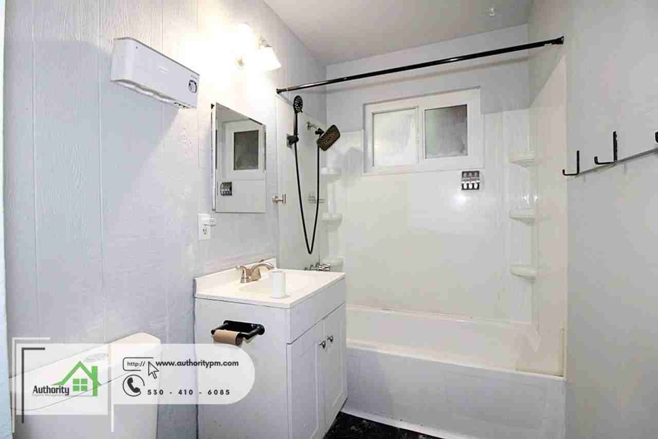 2082 Martian Way - Photo 7 of 14