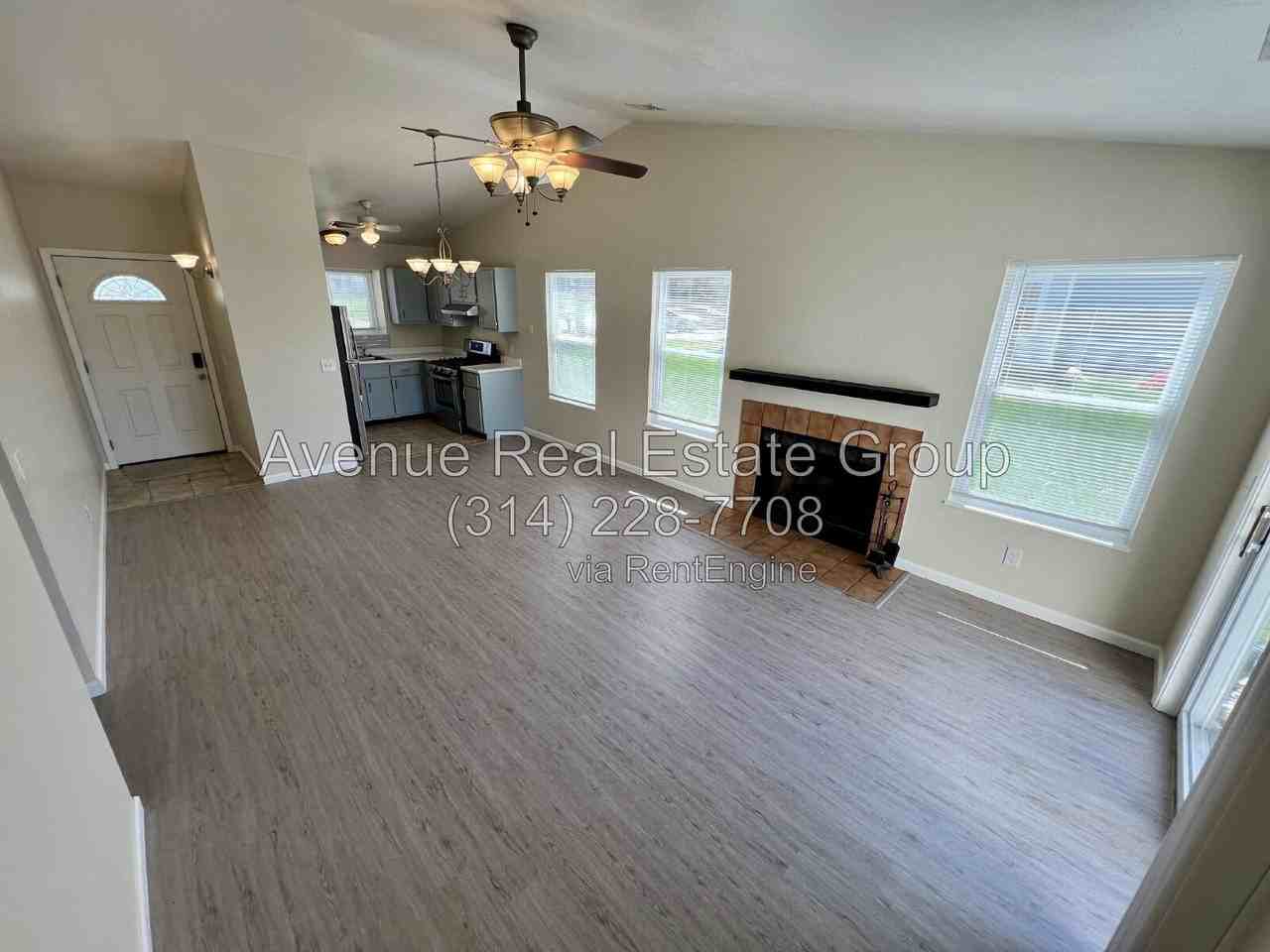 1131 Whitegate Ct - Photo 3 of 13