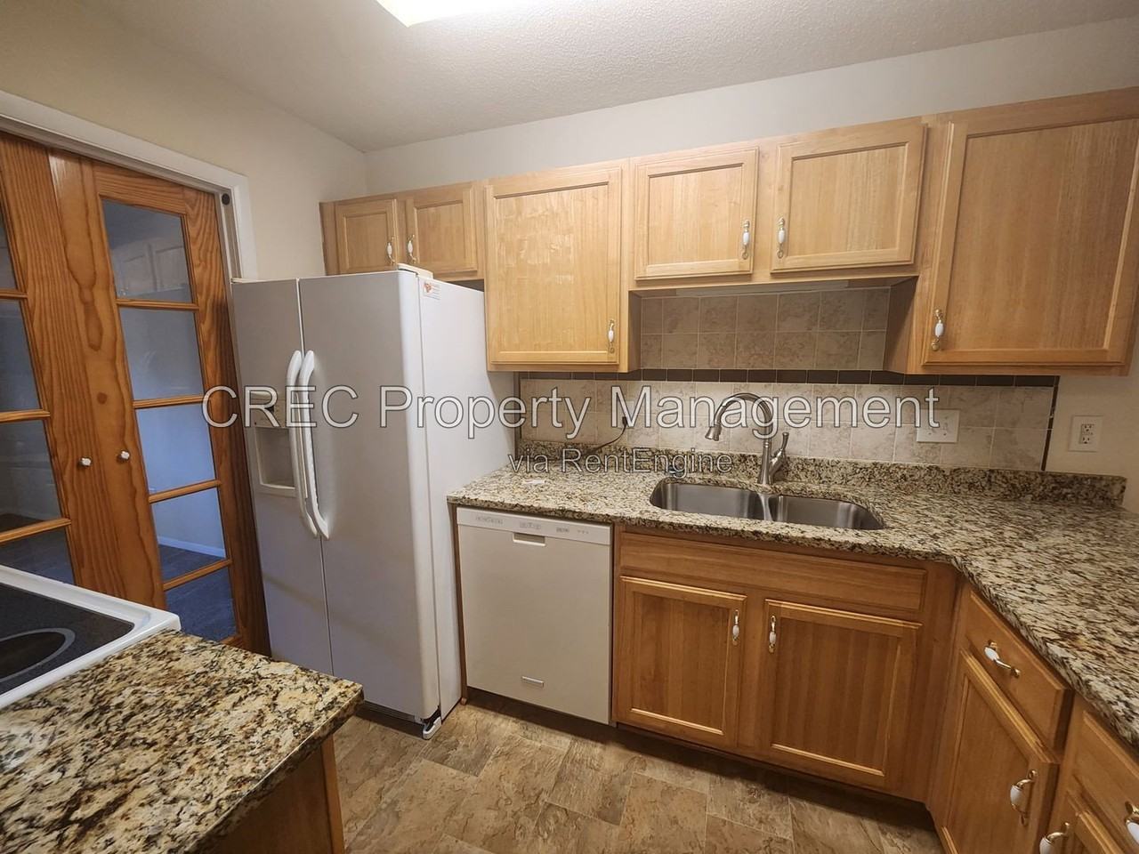 205 Andrea Ln - Photo 4 of 20