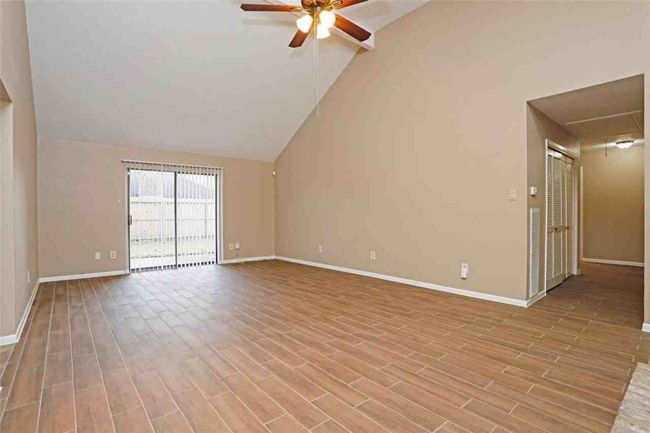 21623 Park York Dr - Photo 6 of 28