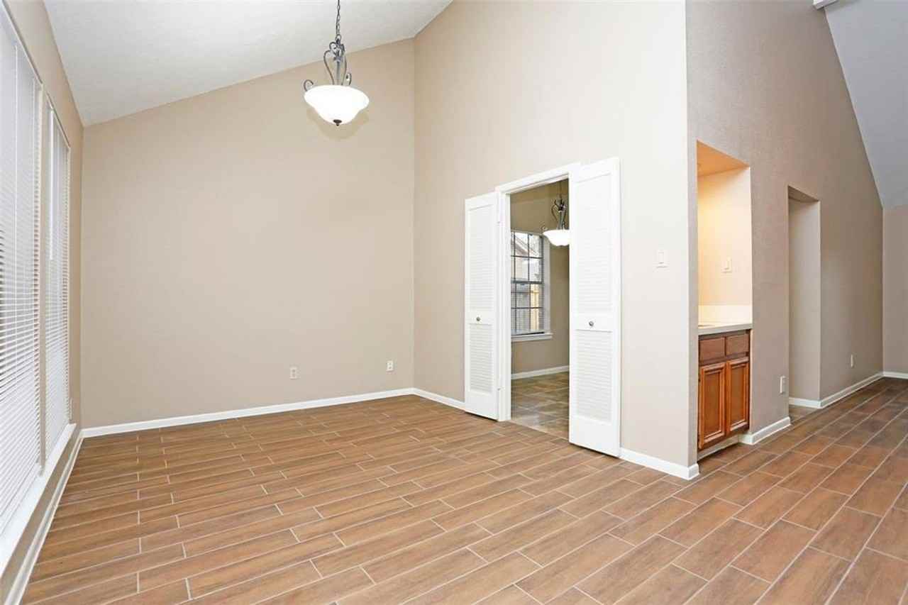 21623 Park York Dr - Photo 7 of 28