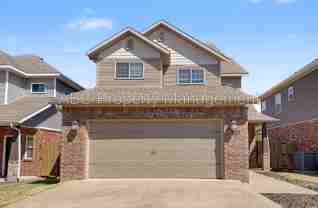 3110 Sw Riverstone Ave - Photo 1 of 1