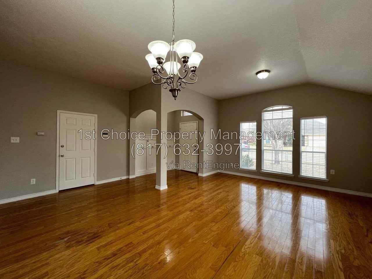 405 Willow Vista Dr - Photo 5 of 22
