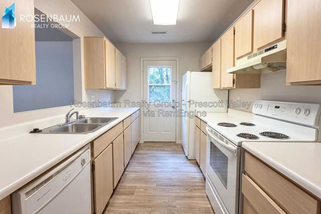 7600 E Horseshoe Ln #A - Photo 3 of 9