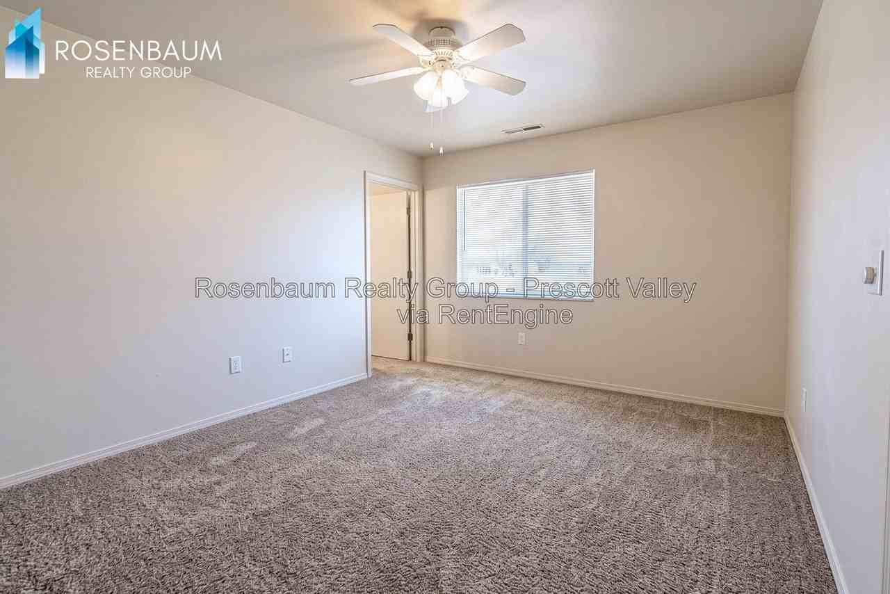 7600 E Horseshoe Ln #A - Photo 5 of 9