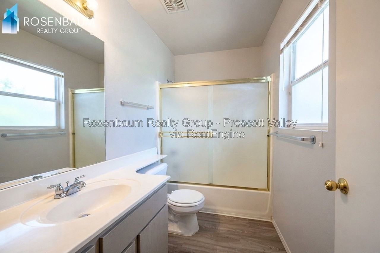 7600 E Horseshoe Ln #A - Photo 6 of 9