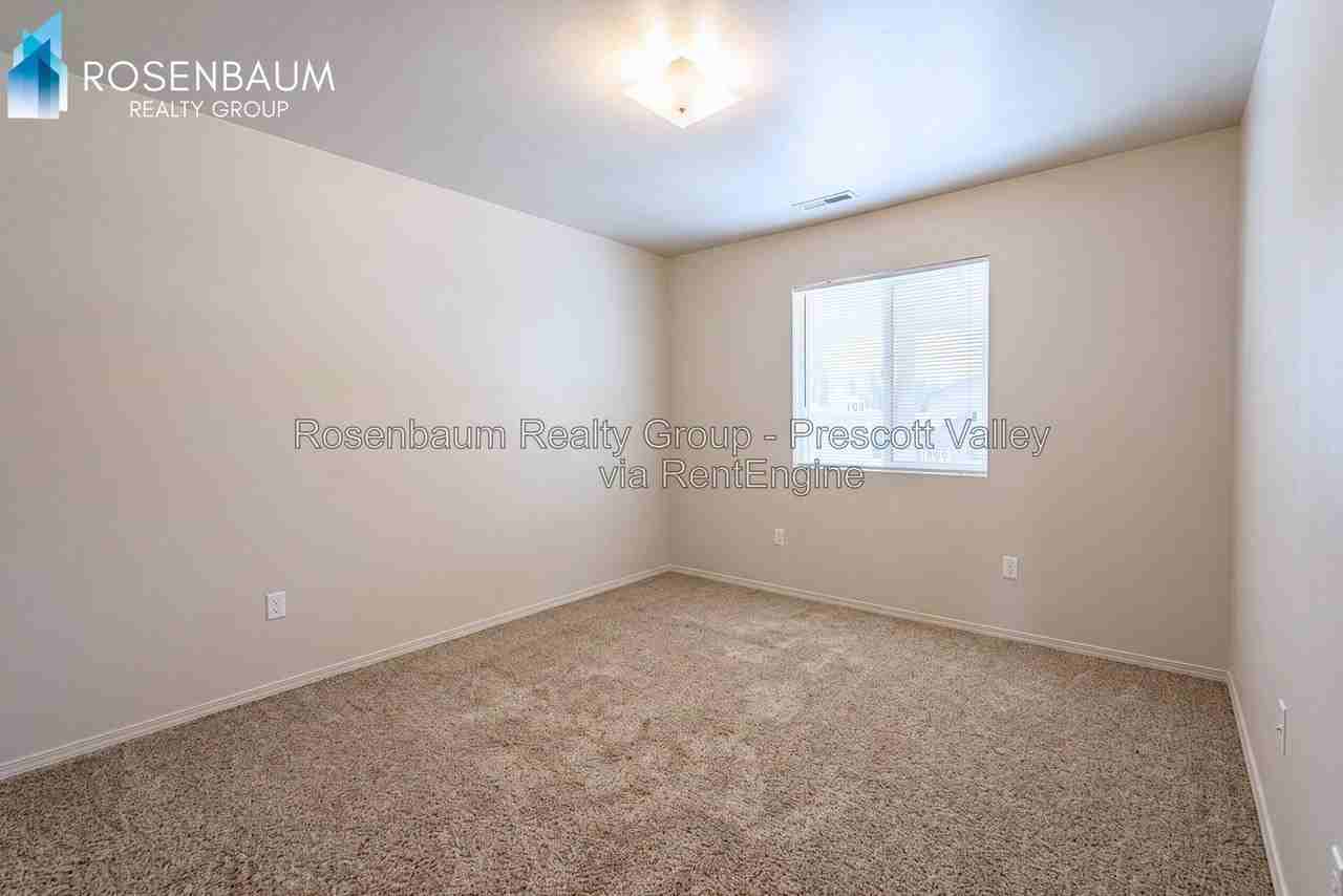 7600 E Horseshoe Ln #A - Photo 7 of 9