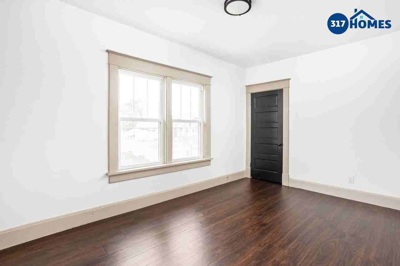 1229 Cottage Ave #1 - Photo 4 of 13