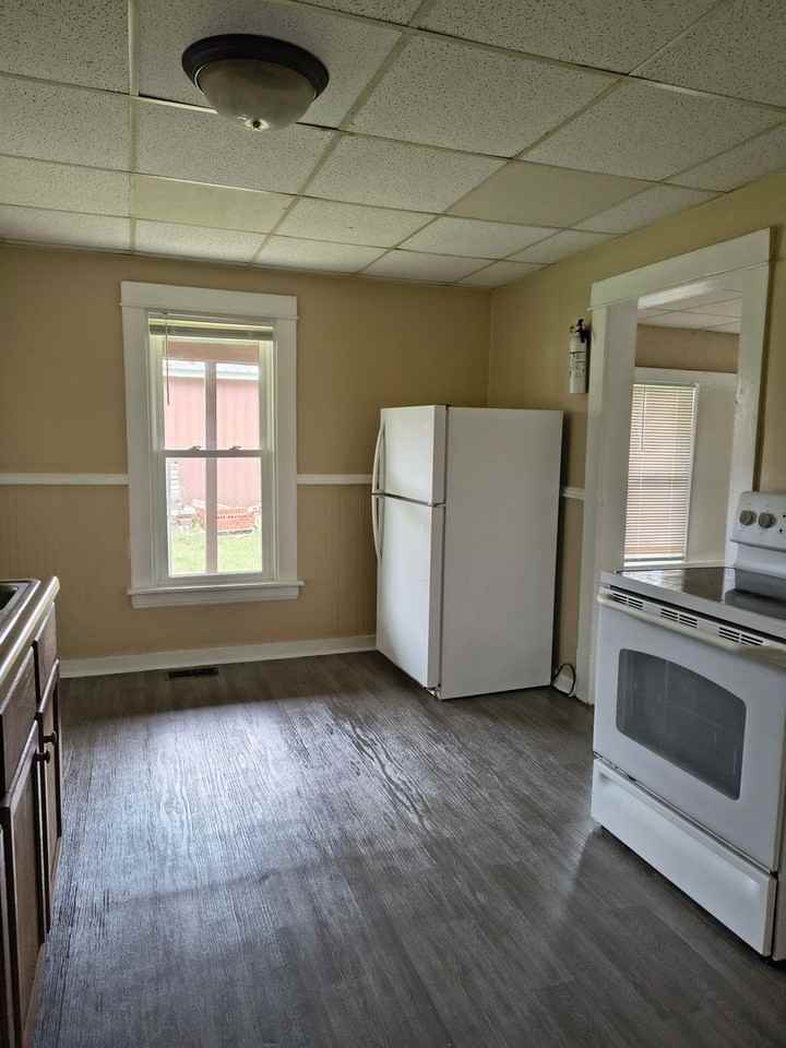 2644 8th St #1 - Photo 7 of 10
