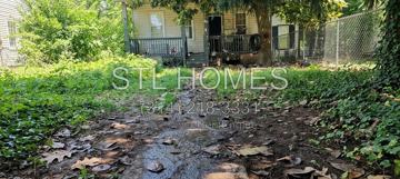 featured image of 5257 Alcott Ave