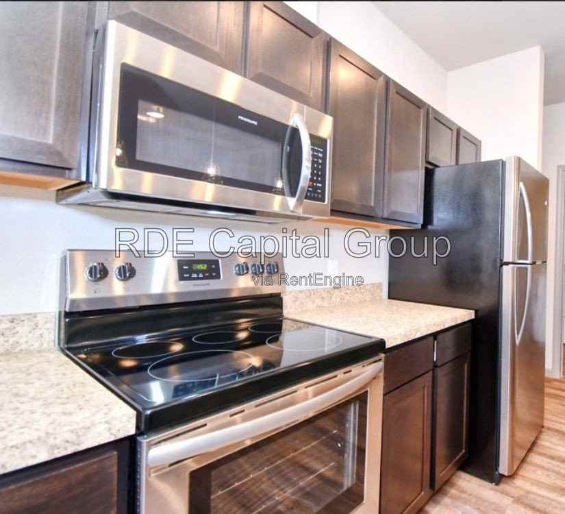 4800 West Illinois Avenue  West Illinois Avenue #3207 - Photo 4 of 7