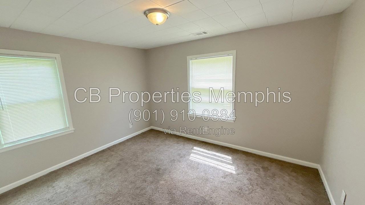 4700 Berta Rd - Photo 5 of 11