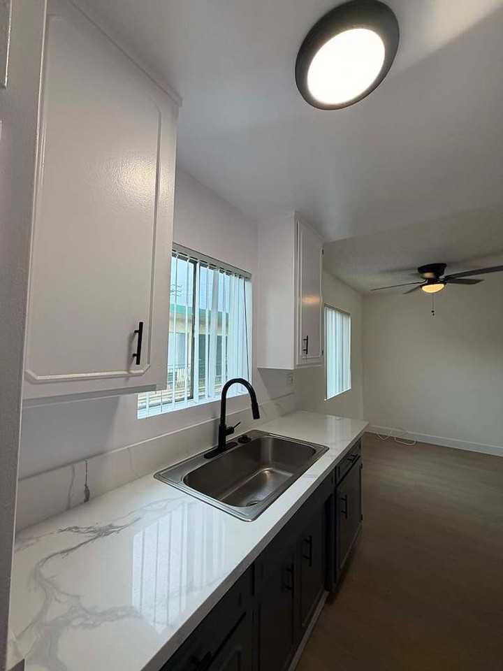 10520 Balboa Blvd #57 - Photo 2 of 10