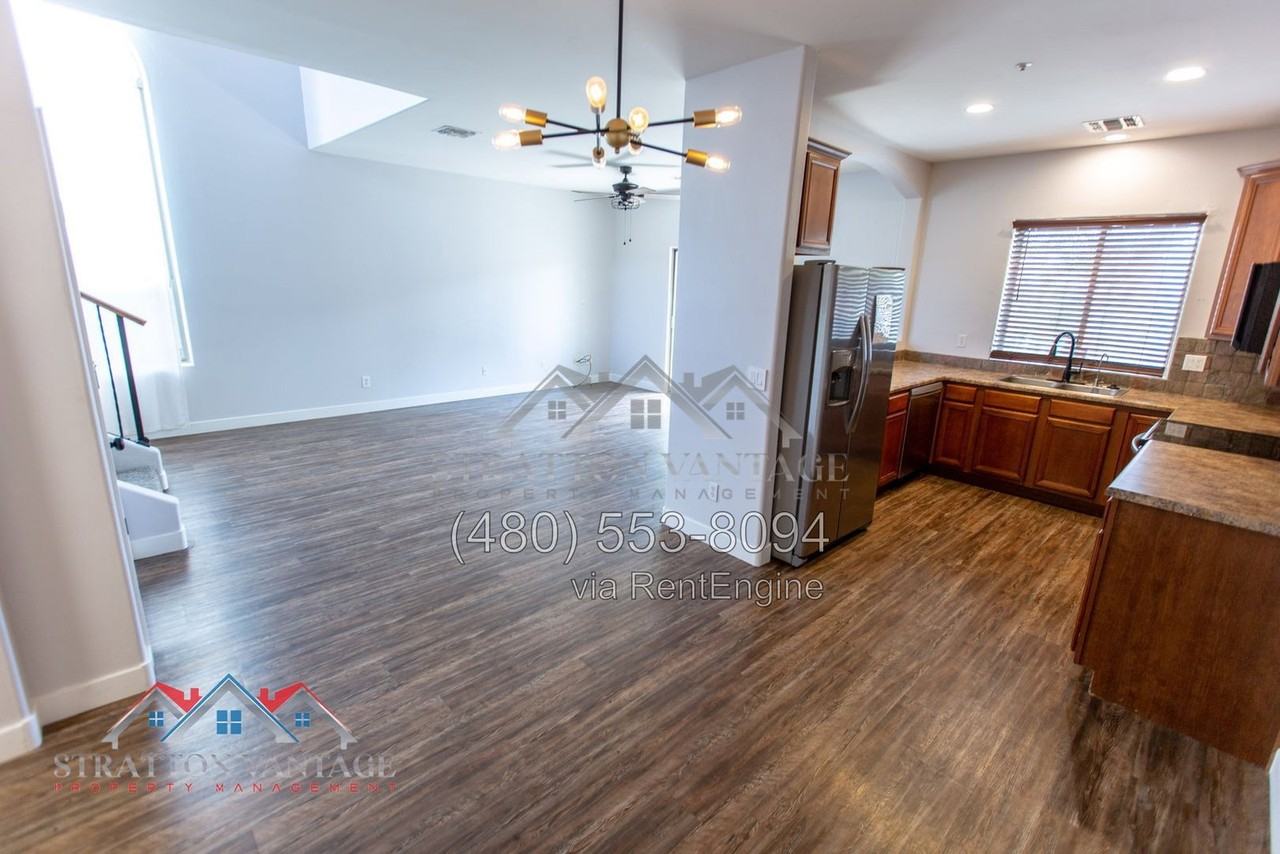 3440 N 38th St #107 - Photo 2 of 41