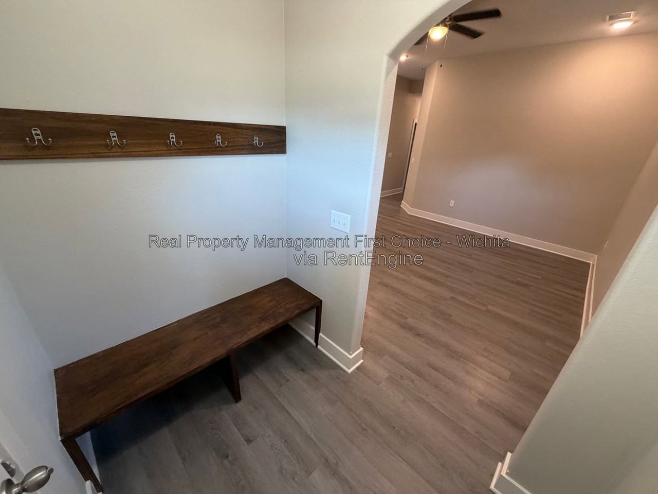3318 W 45th St S - Photo 4 of 26