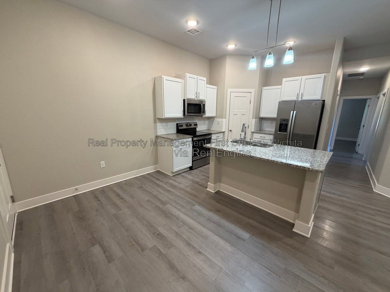 3318 W 45th St S - Photo 7 of 26