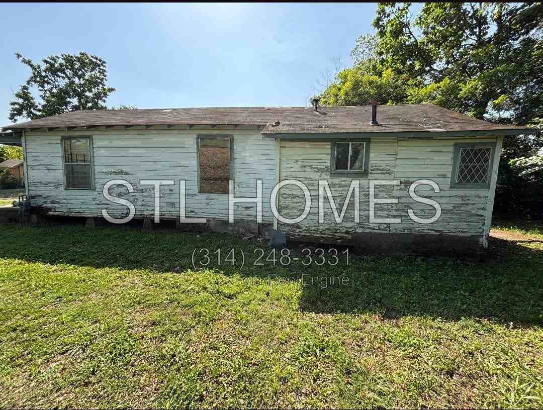 505 Sicily St - Photo 5 of 6