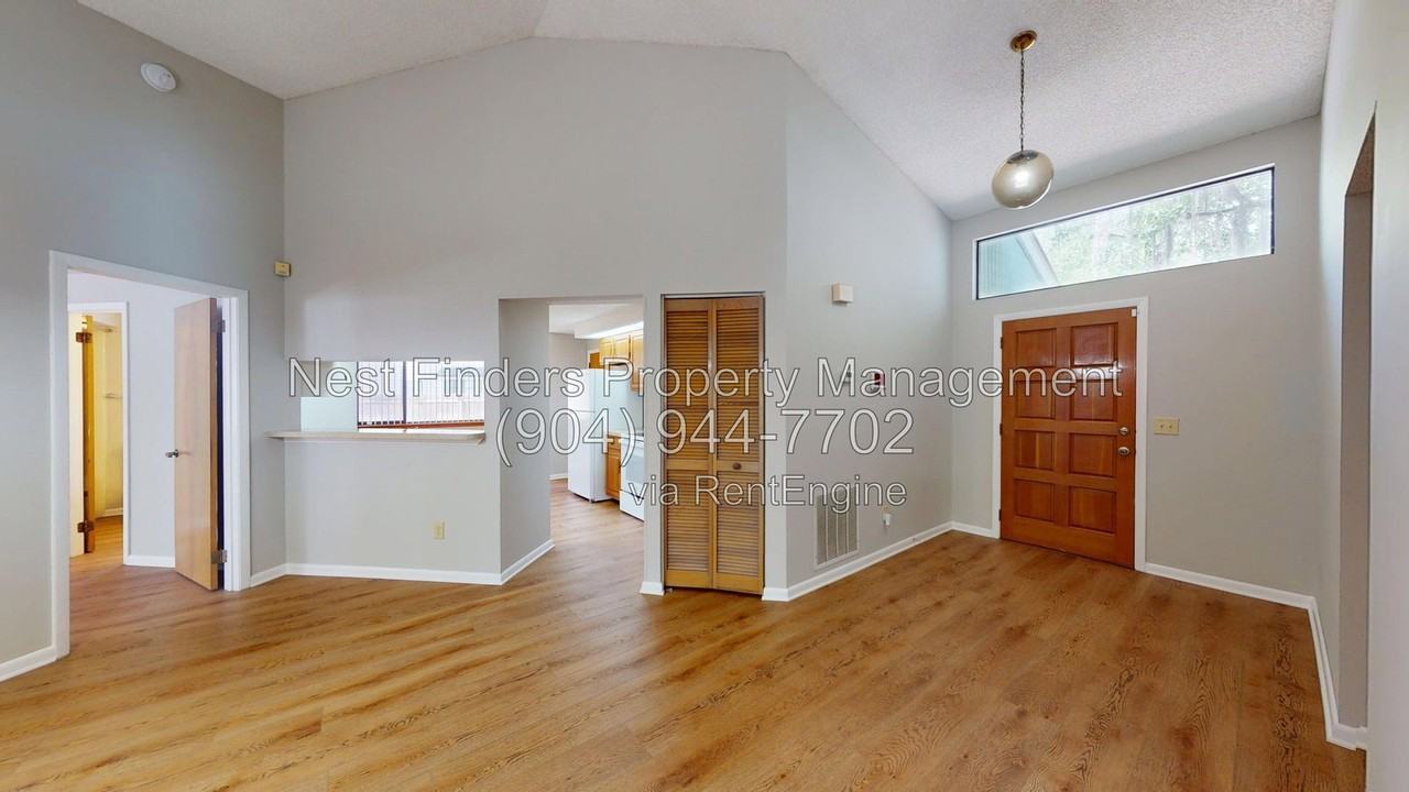 11290 Southbury Pl - Photo 3 of 25