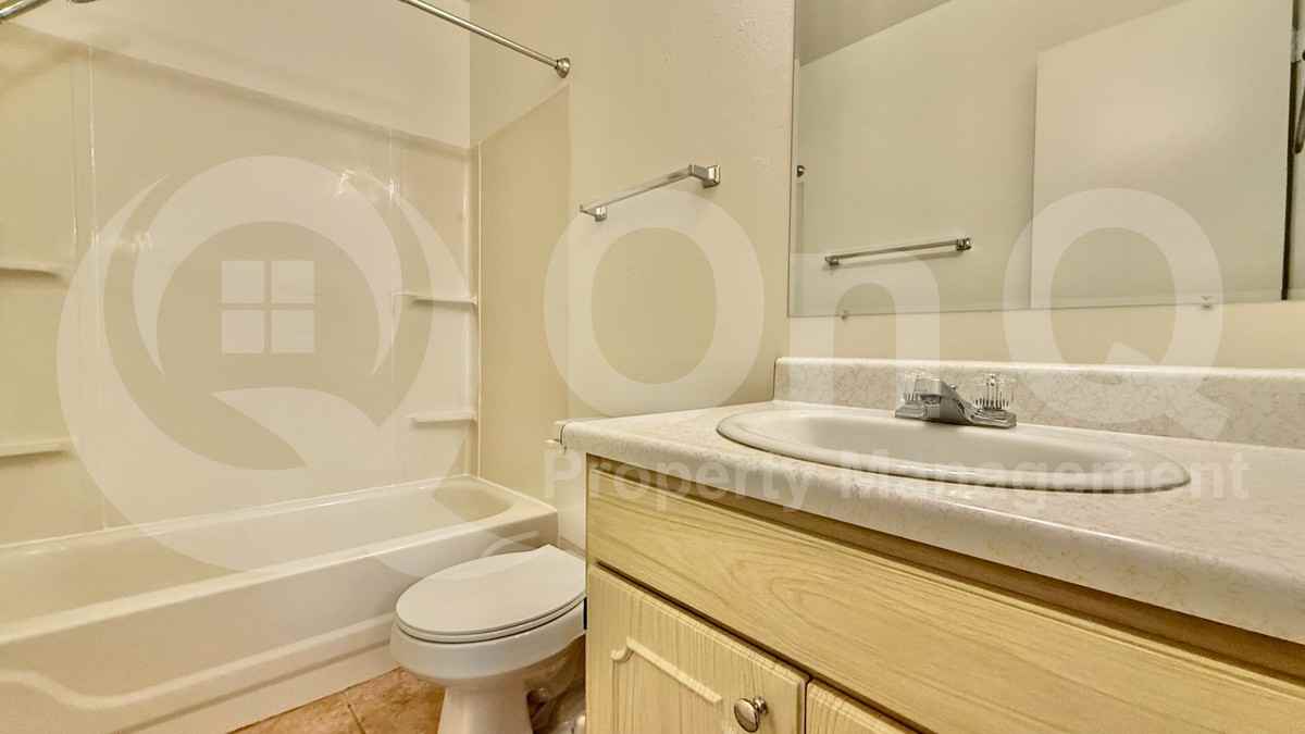 6424 S Stanley Pl #D - Photo 7 of 16