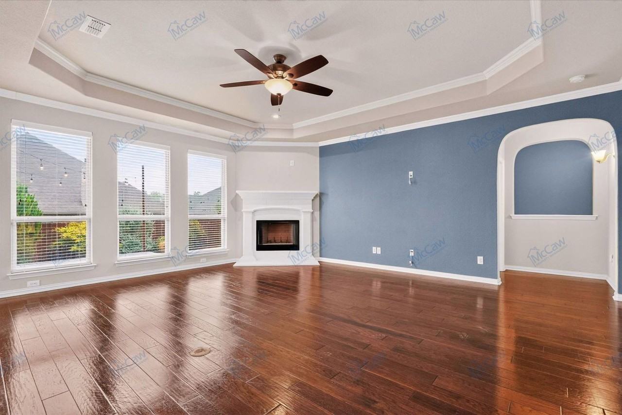 430 Brookdale Dr - Photo 5 of 20