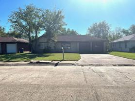 1423 W 10th St - Photo 1 of 1