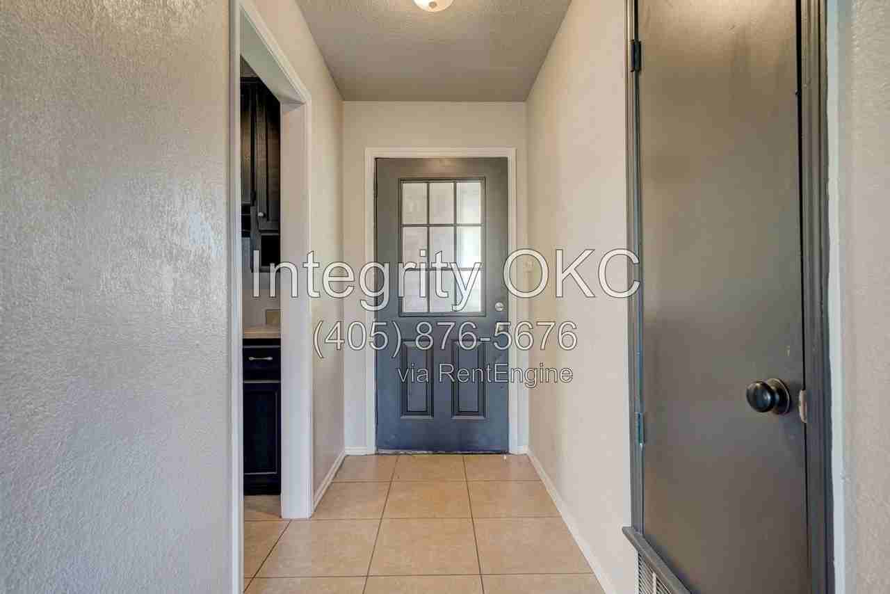 977 Barkley Cir - Photo 6 of 50