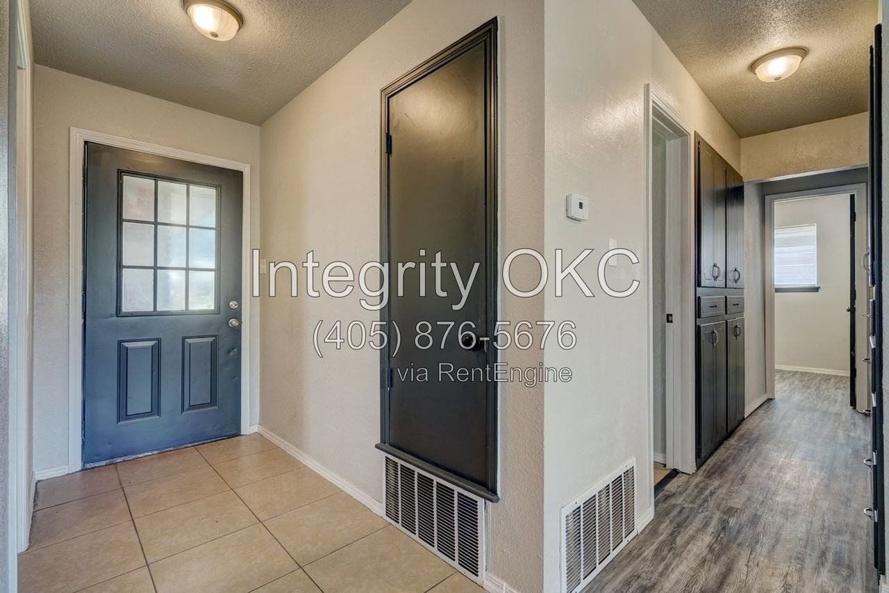 977 Barkley Cir - Photo 7 of 50