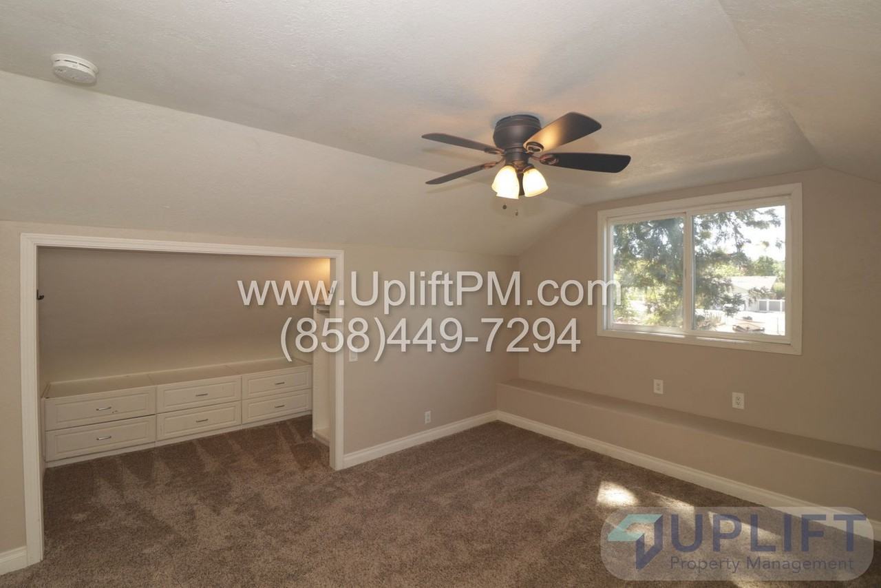 320 3rd St - Photo 6 of 20