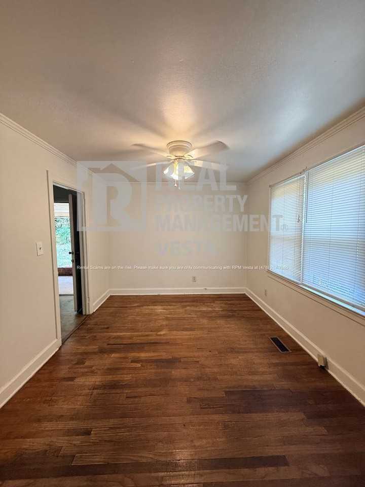 1471 Tucker Rd - Photo 4 of 12