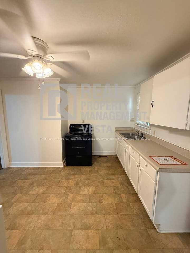 1471 Tucker Rd - Photo 7 of 12