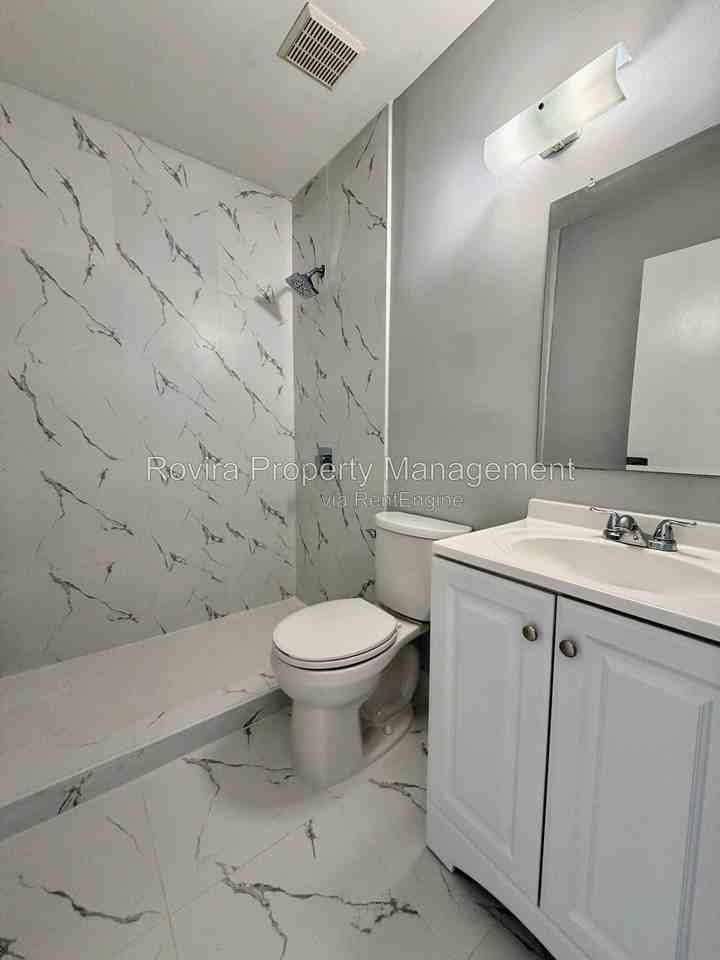 10790 Sw 3rd St #13 - Photo 6 of 11
