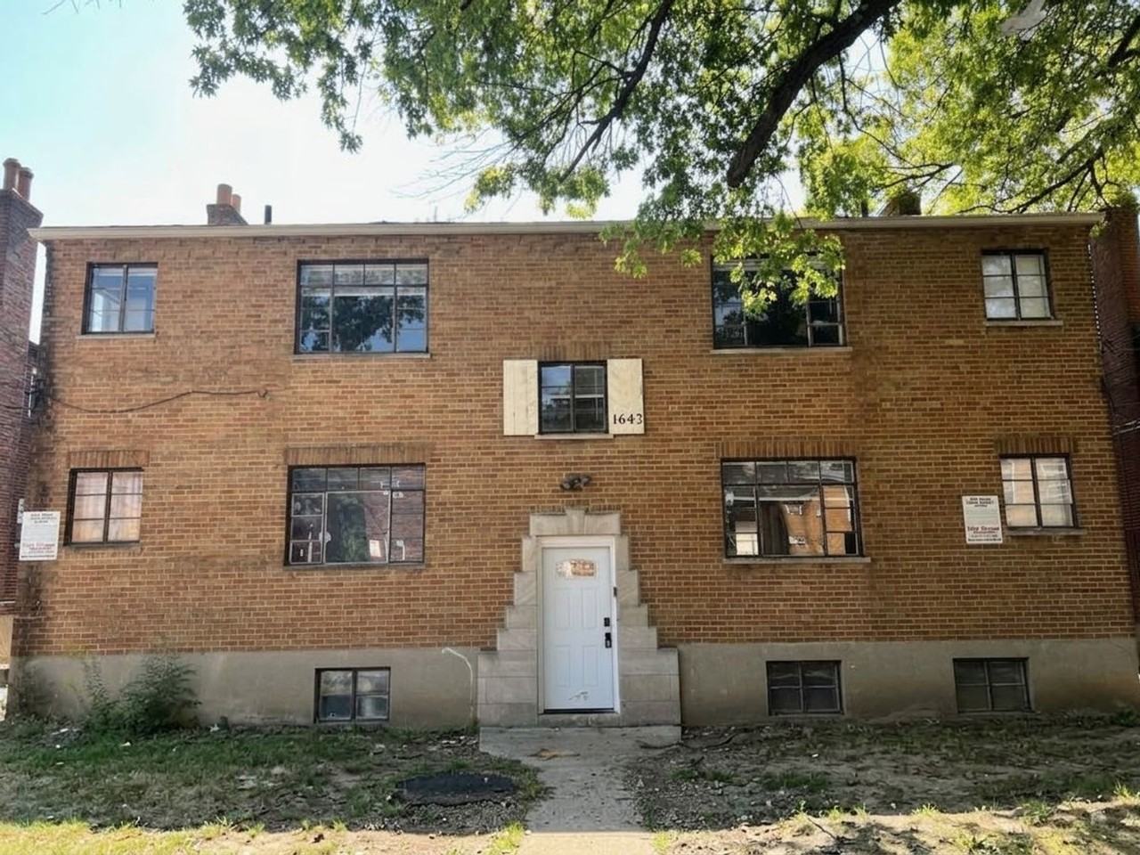 1643 Anita Pl #2