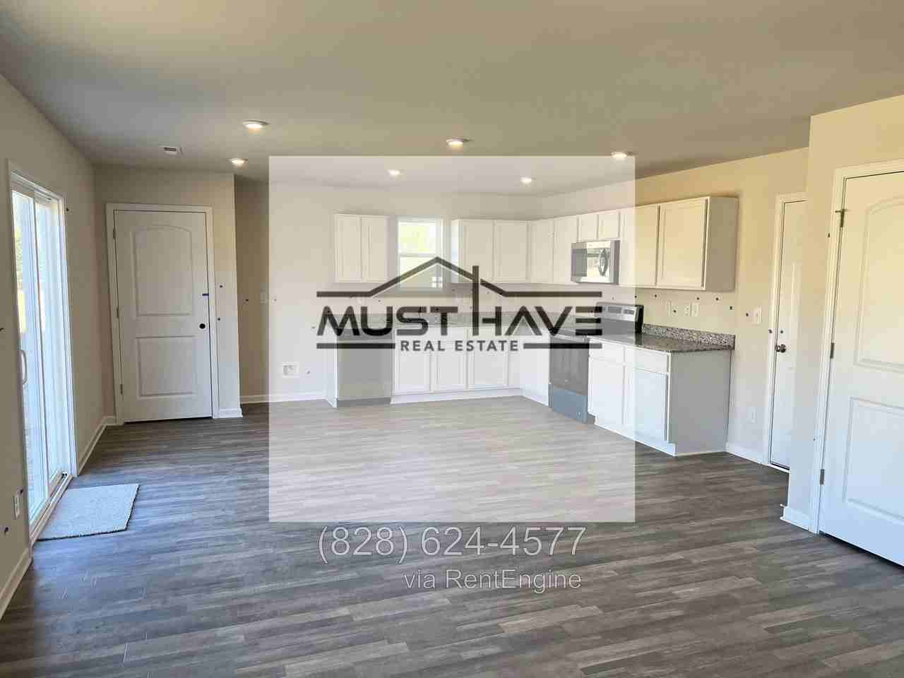 1600 Berkshire Dr - Photo 2 of 9