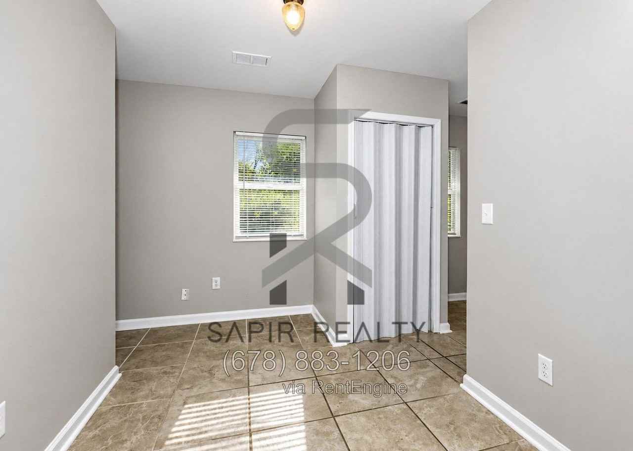2853 Belvedere Ln #1 - Photo 6 of 16