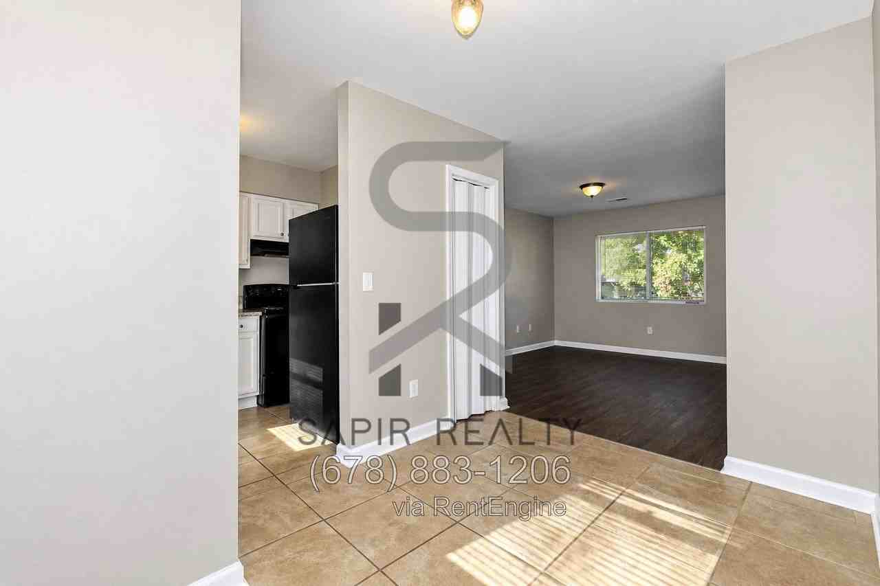 2853 Belvedere Ln #1 - Photo 7 of 16