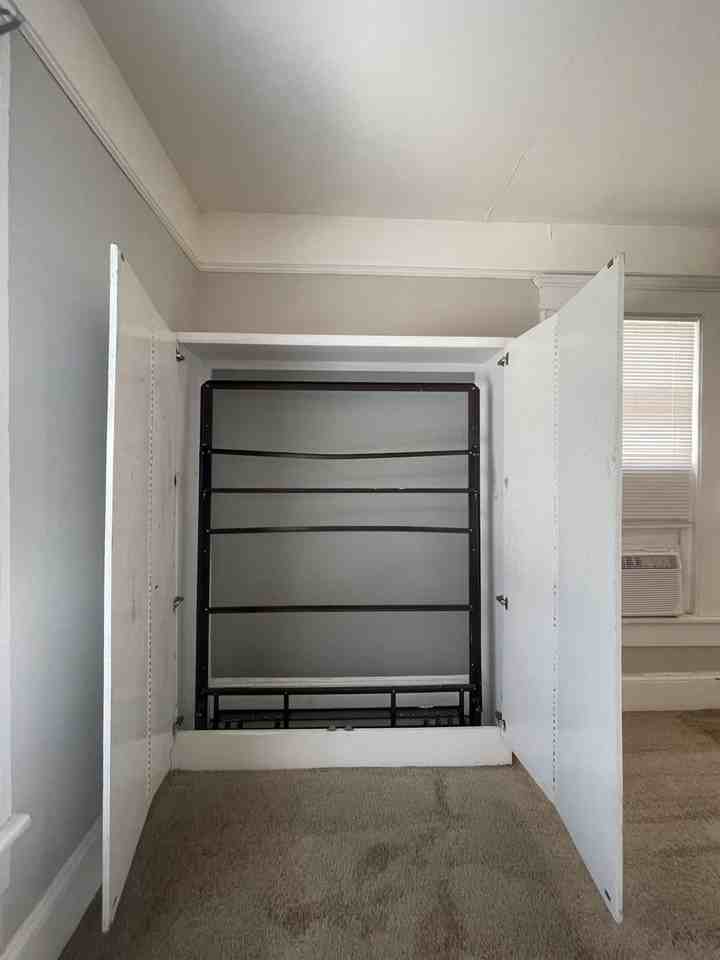 946 Magnolia St #8 - Photo 6 of 10