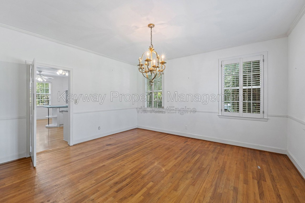 822 Johns Rd - Photo 6 of 26