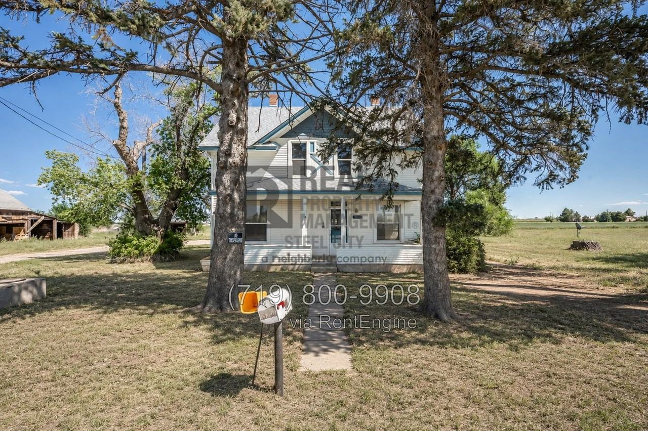1530 33rd Ln - Photo 2 of 38