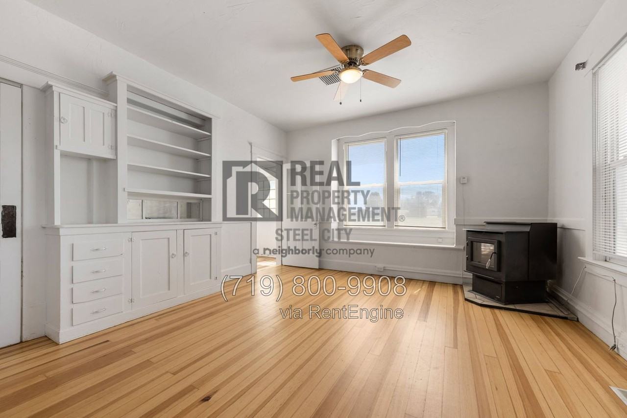 1530 33rd Ln - Photo 7 of 38