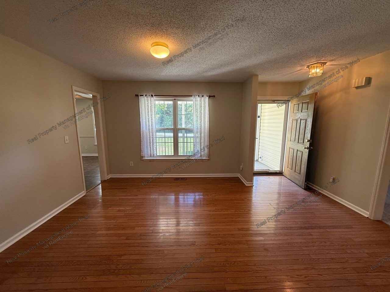 4307 Marchwood Dr - Photo 3 of 23