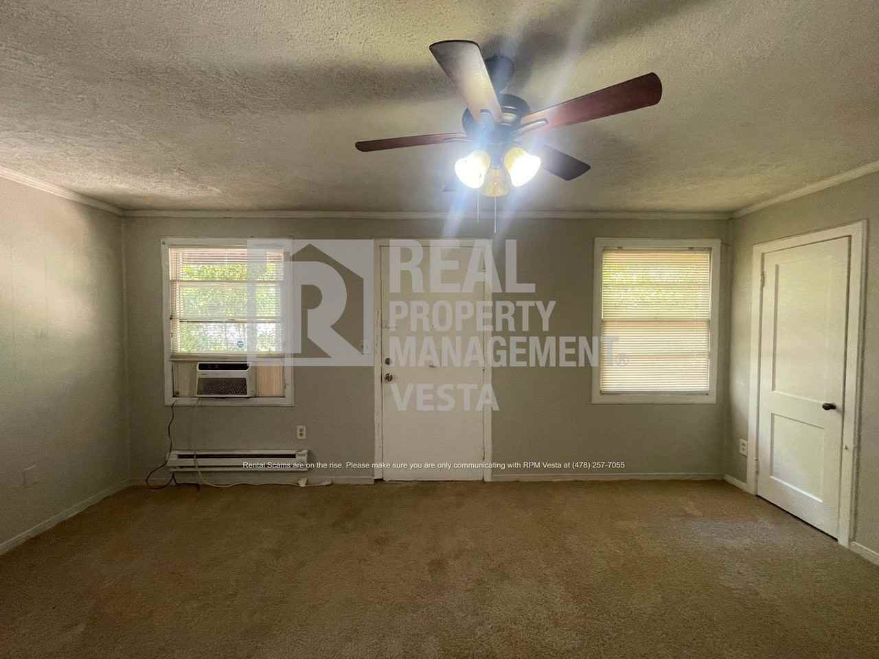 3816 Frances Dr - Photo 2 of 14