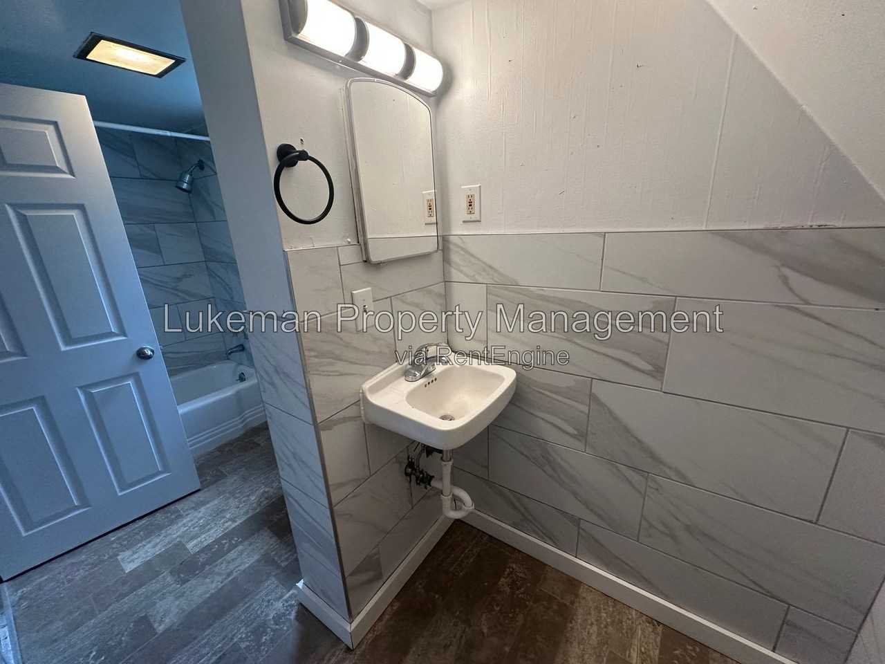 806 W Cedar St #802 - Photo 5 of 15