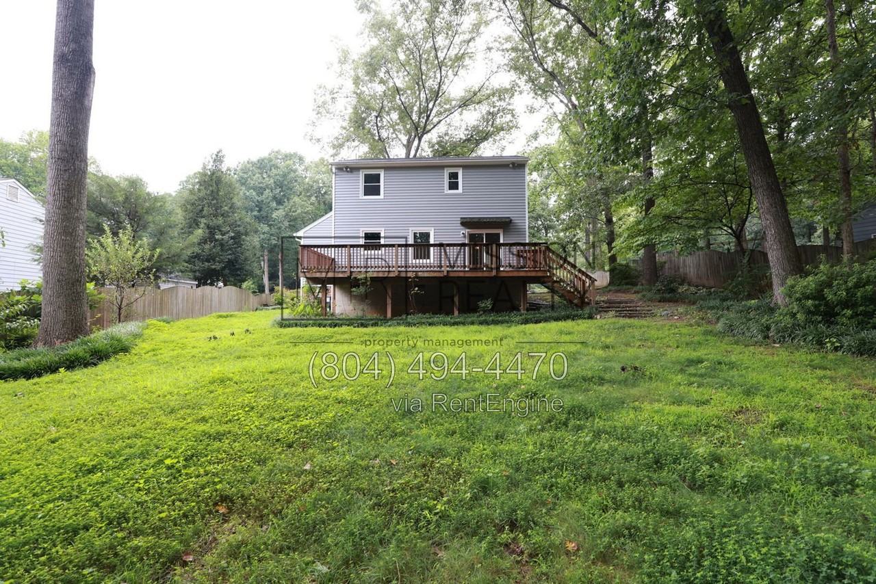 1503 King Charles Ct - Photo 2 of 24